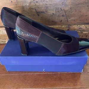 Stuart Wiseman brown vintage shoe with faux fur
